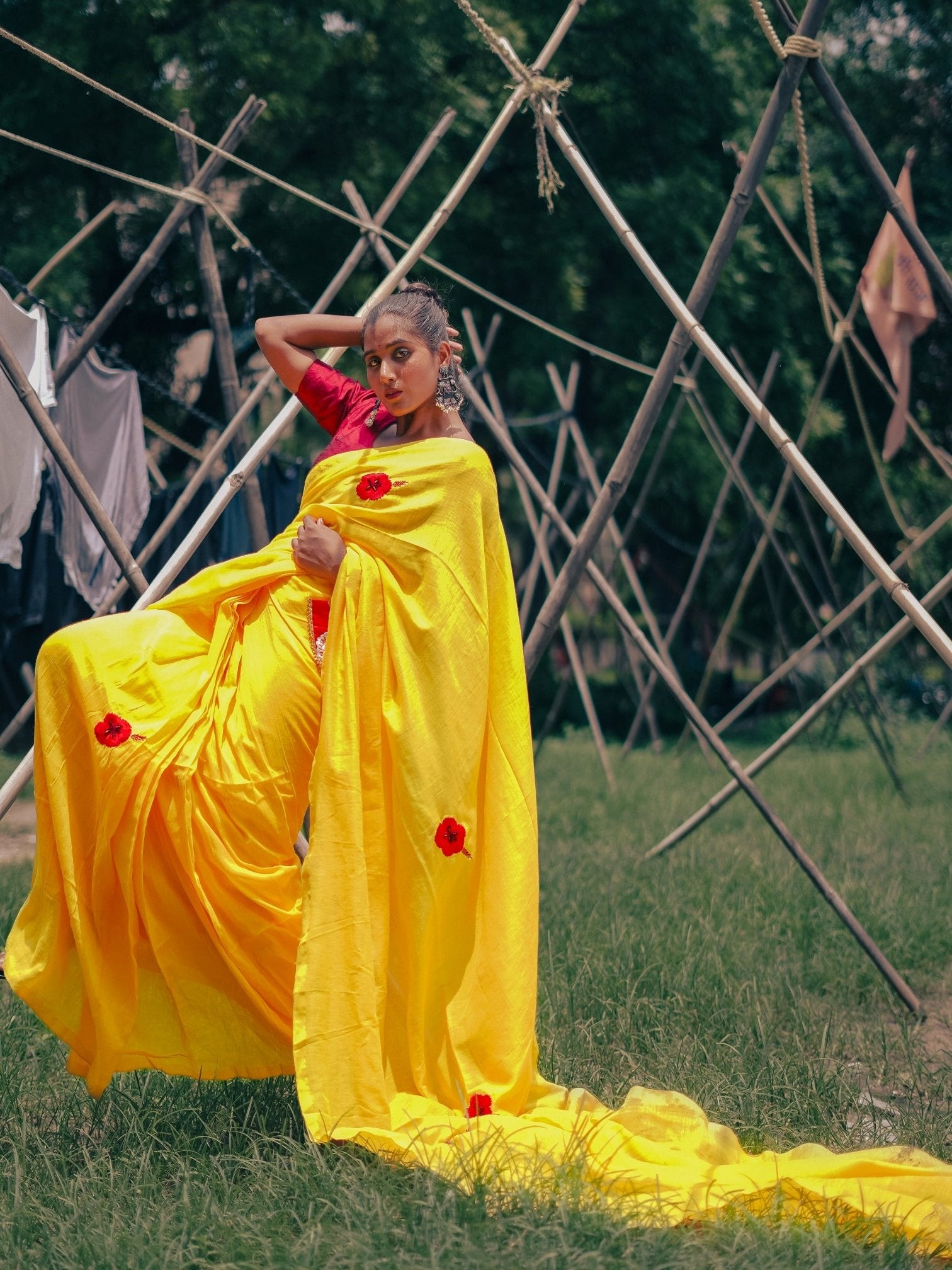 Sorrel Garden – Ready-to-Wear Pocket Saree with Floral Embroidery - Kozylook